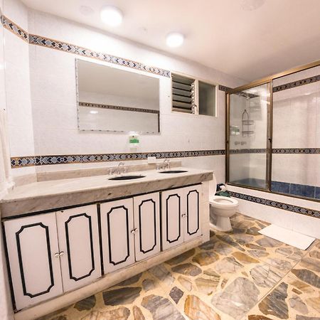 61Prado Hotel Medellín Kamer foto